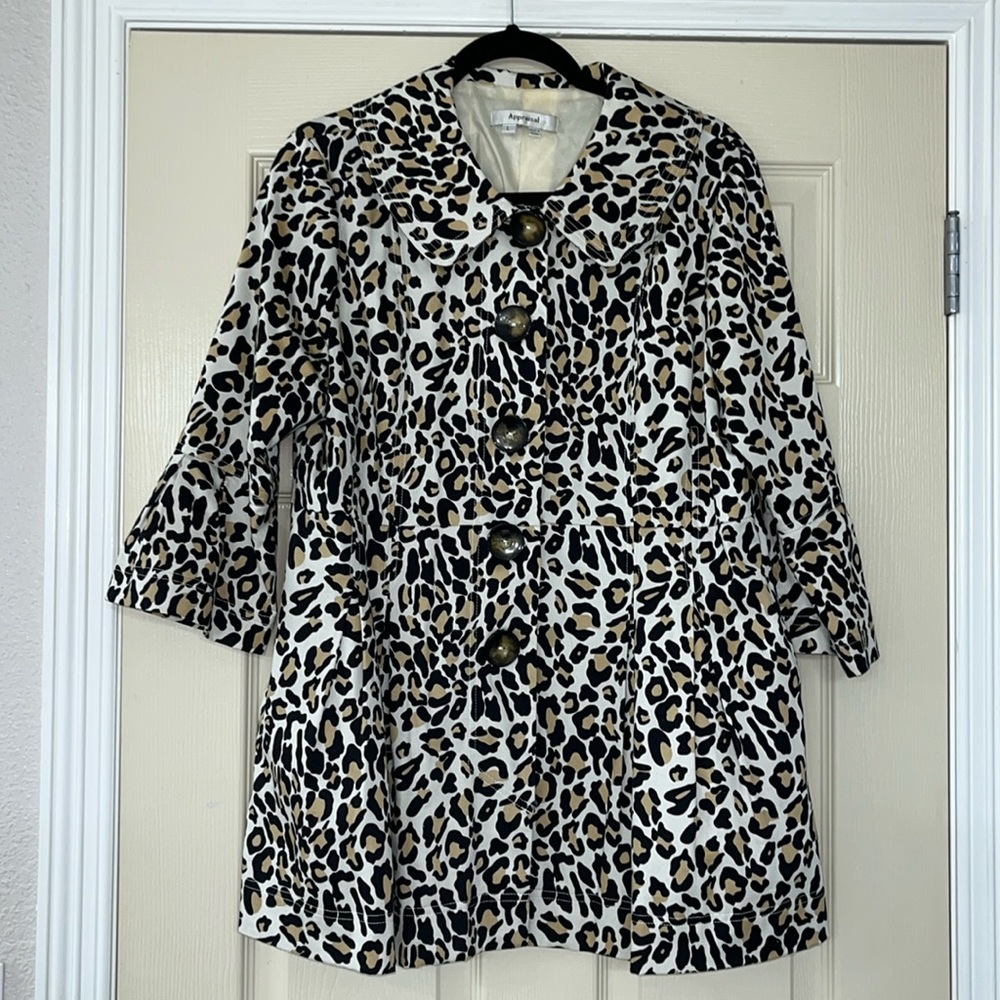 Fully Lined Collared Jacket by Appraisal with 3/4 Length Bell Sleeves w/Pockets